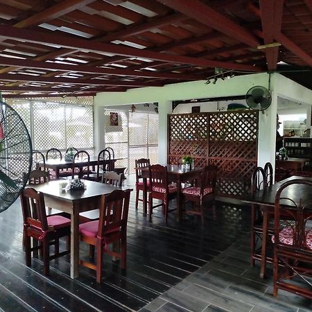 Hotel Pez Gallo Golfito Luaran gambar