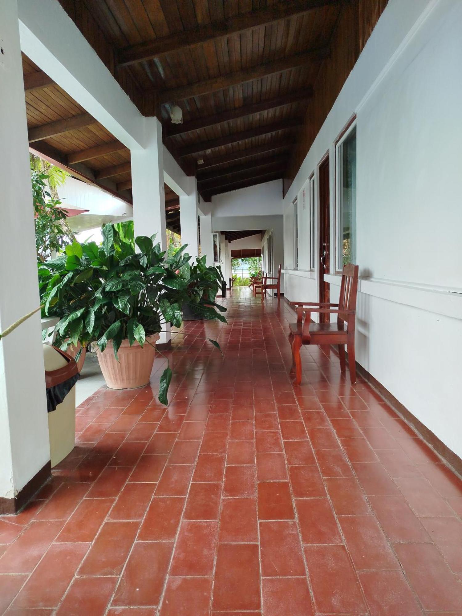 Hotel Pez Gallo Golfito Luaran gambar