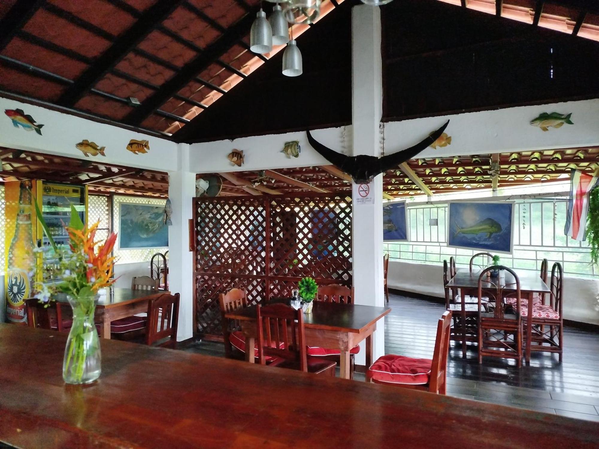 Hotel Pez Gallo Golfito Luaran gambar