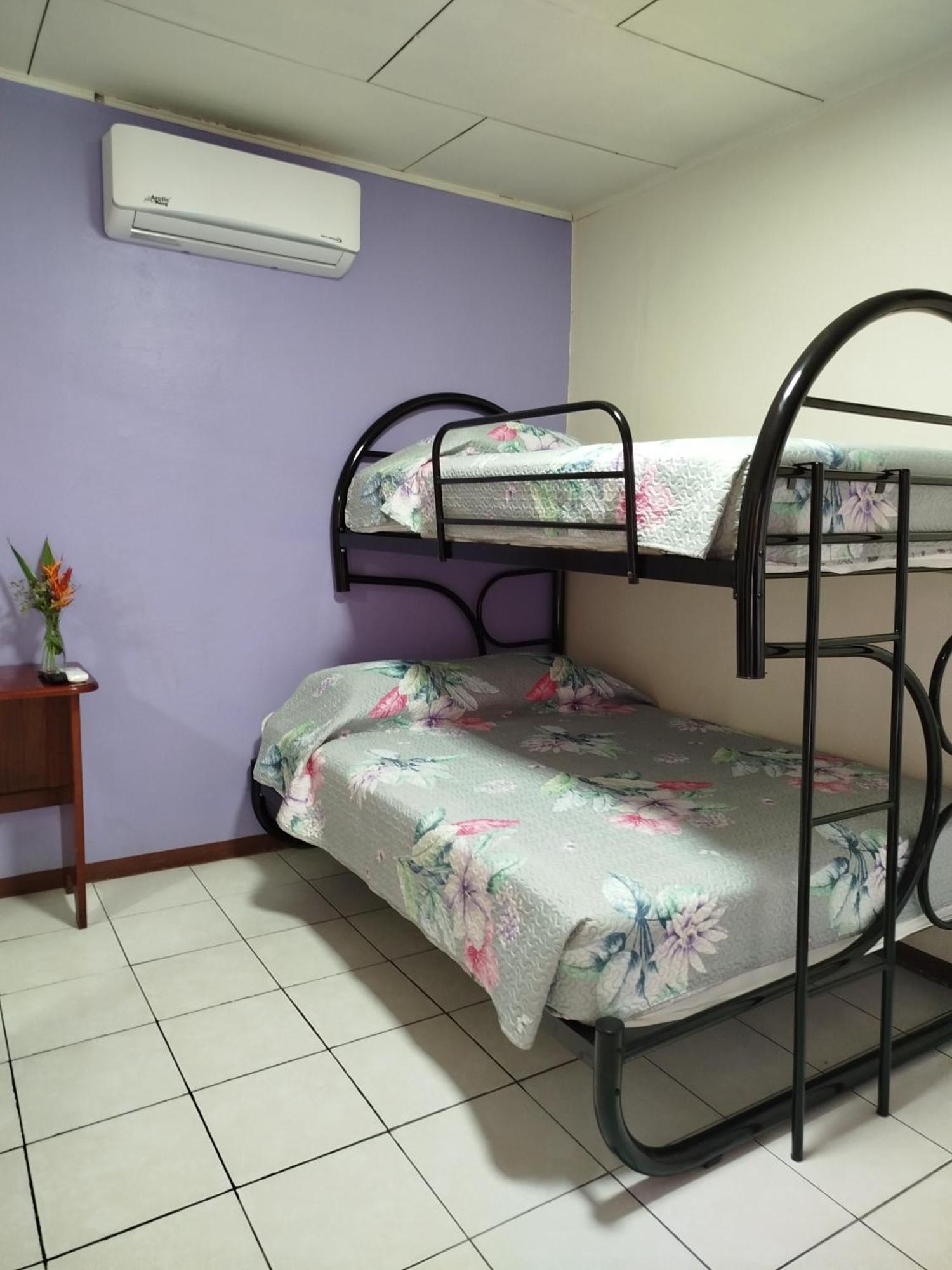 Hotel Pez Gallo Golfito Luaran gambar