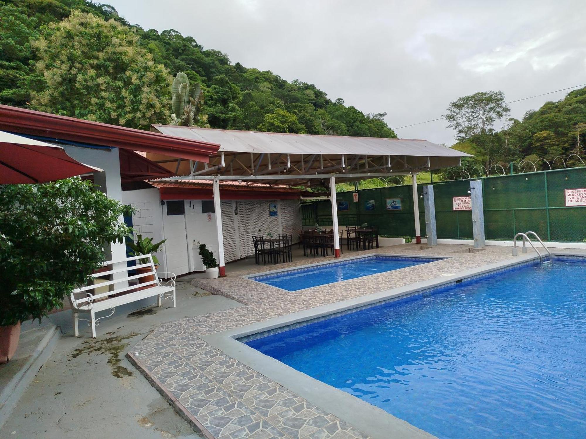 Hotel Pez Gallo Golfito Luaran gambar