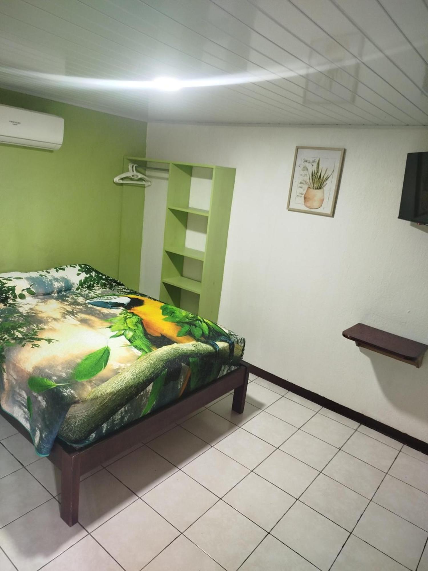 Hotel Pez Gallo Golfito Luaran gambar